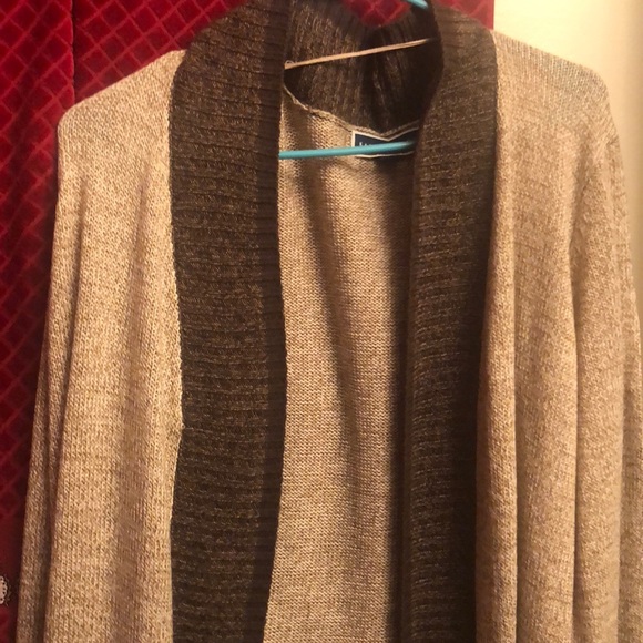 Sweater - Picture 3 of 3